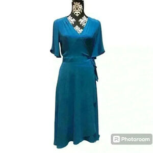 Short Sleeve Wrap Dress With Slip Size XS NWT Teal